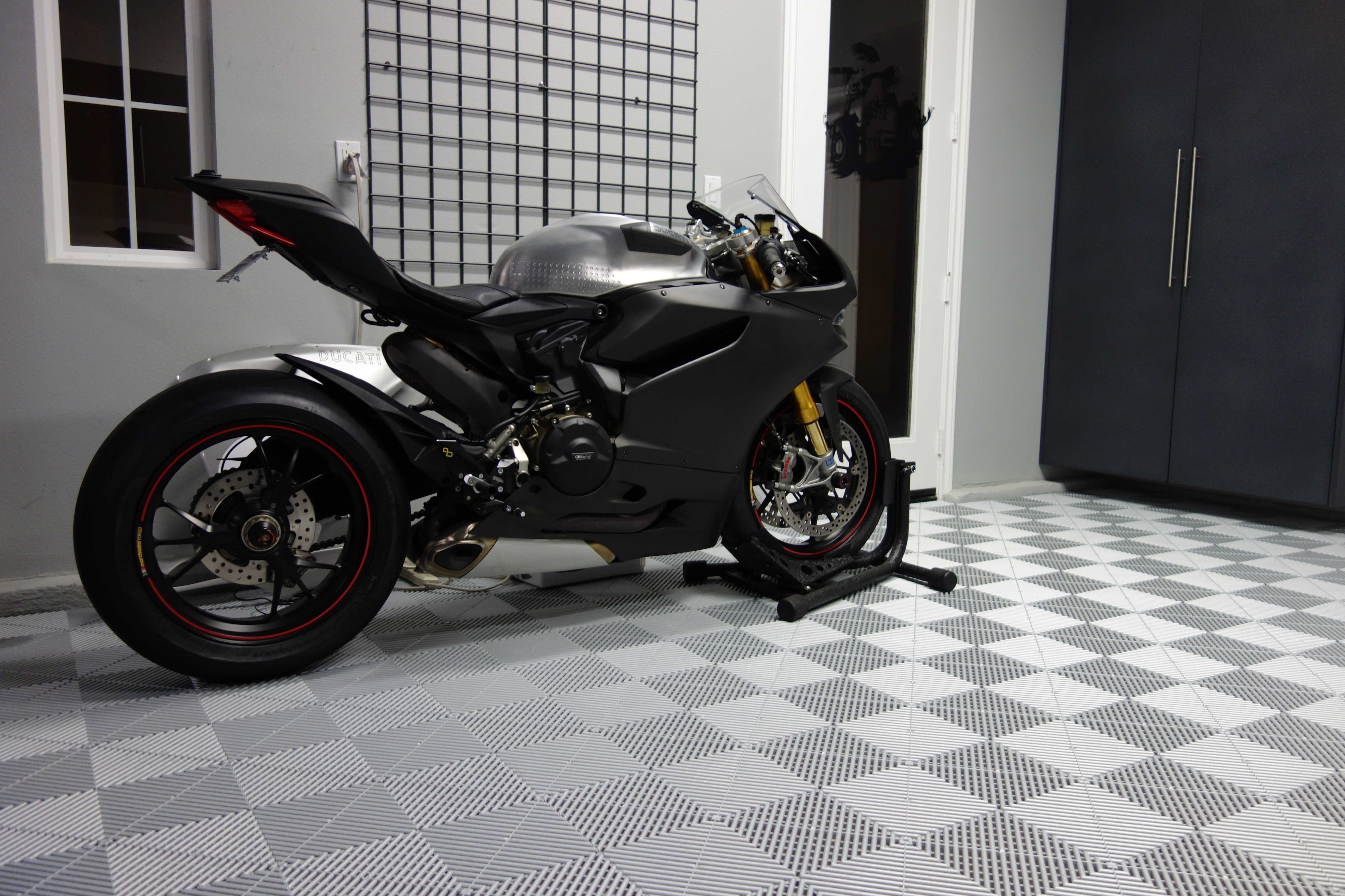 2012 Ducati Panigale 1199 photo 19
